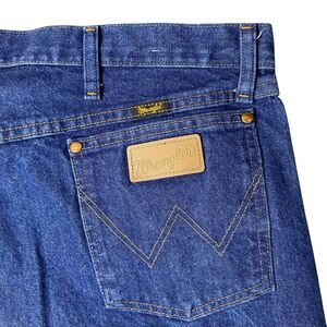 Wrangler Jeans Men's Med-Dark Wash Size 44x34 (13MWZPW) Original Fit Cowboy Cut